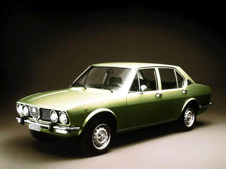  Alfa Romeo Alfetta 1.8 (116) 1975 года  (фото 1 из 7)